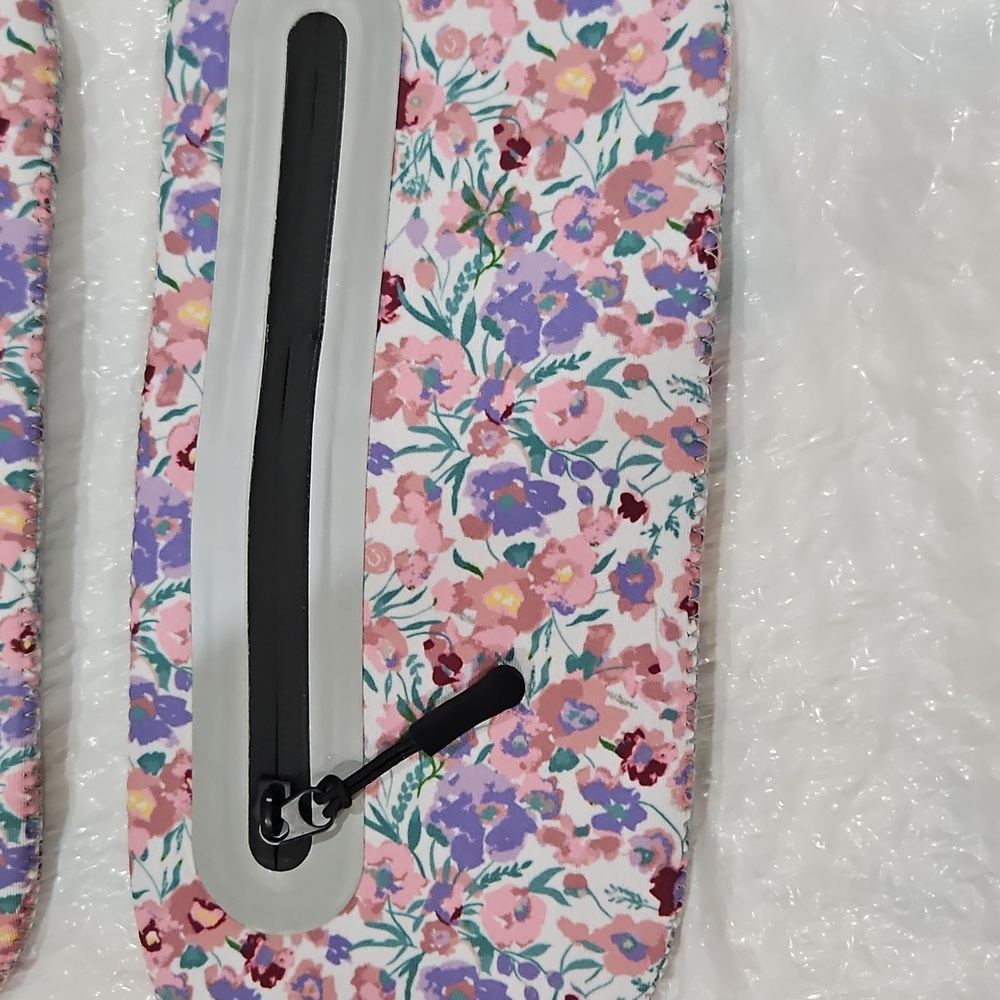 Set Of Running Pouches - Picture 2 of 3